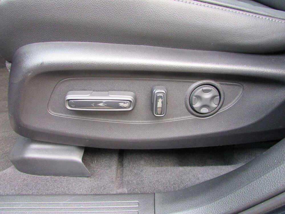 Honda CR-V e: HEV Advance AWD, AHK, Kamera, NAVI, LED, ACC
