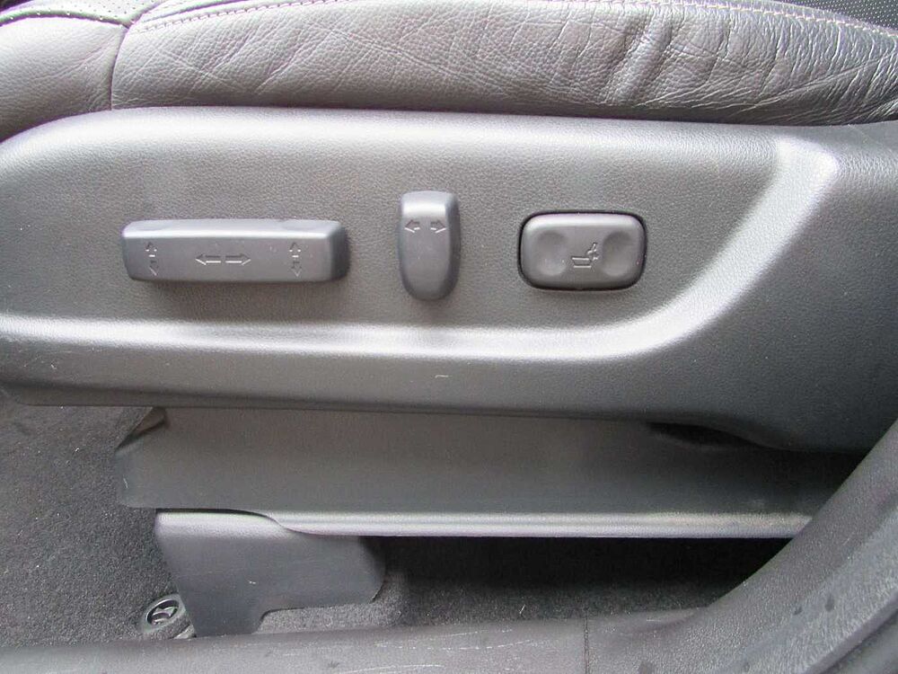 Honda CR-V Executive 4WD, AHK, Navi, Kamera, CD, Bi-Xenon, DAB
