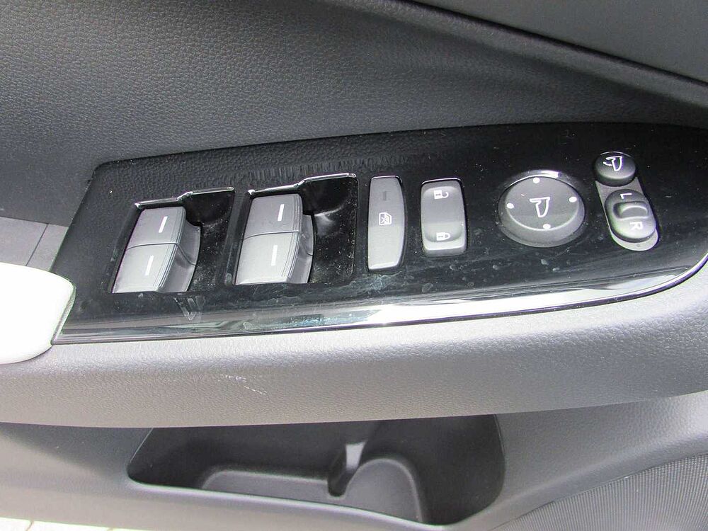 Honda HR-V Advance Style, LED, Kamera NAVI, ACC, DAB, i-MID