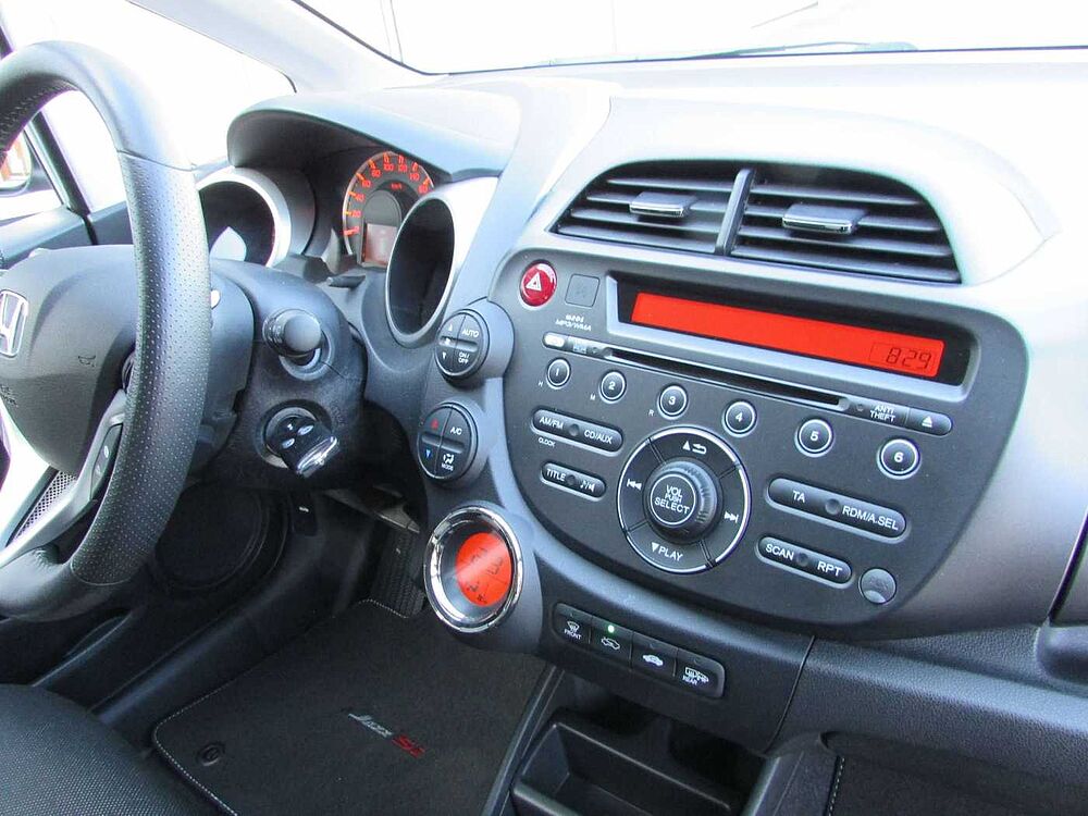 Honda Jazz 1.4 Si, CD, USB, i-MID, AUX-IN, MP3, Tempomat