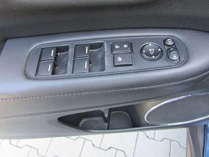 Honda HR-V Elegance, AHK, USB, CD, MP3, EPS, i-MID, Sitzheizu