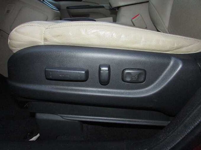 Honda CR-V Executive 4WD, Standheizung, Safety-Paket, NAVI