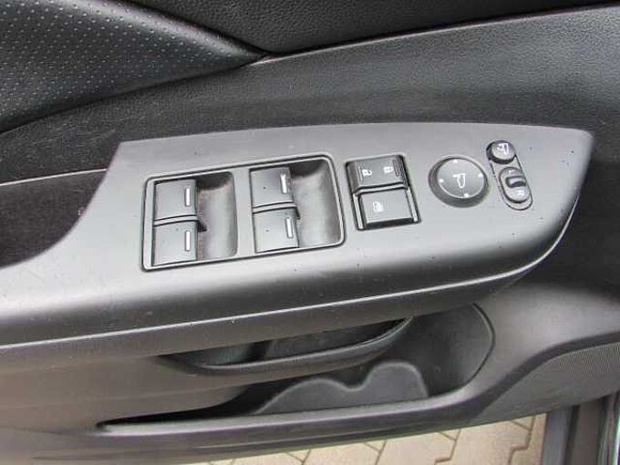 Honda CR-V Lifestyle 4WD, Navi, Kamera, Xenon, CD, DAB, USB