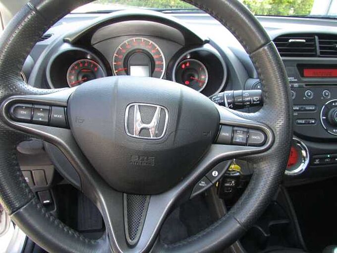 Honda Jazz 1.4 Elegance, AHK CD, USB, MP3, i-MID, Tempomat, AUX-IN
