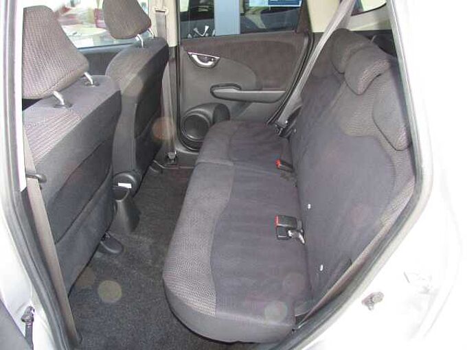 Honda Jazz 1.4 Elegance, AHK CD, USB, MP3, i-MID, Tempomat, AUX-IN