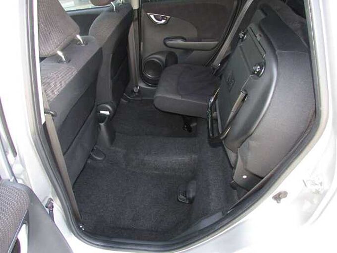 Honda Jazz 1.4 Elegance, AHK CD, USB, MP3, i-MID, Tempomat, AUX-IN