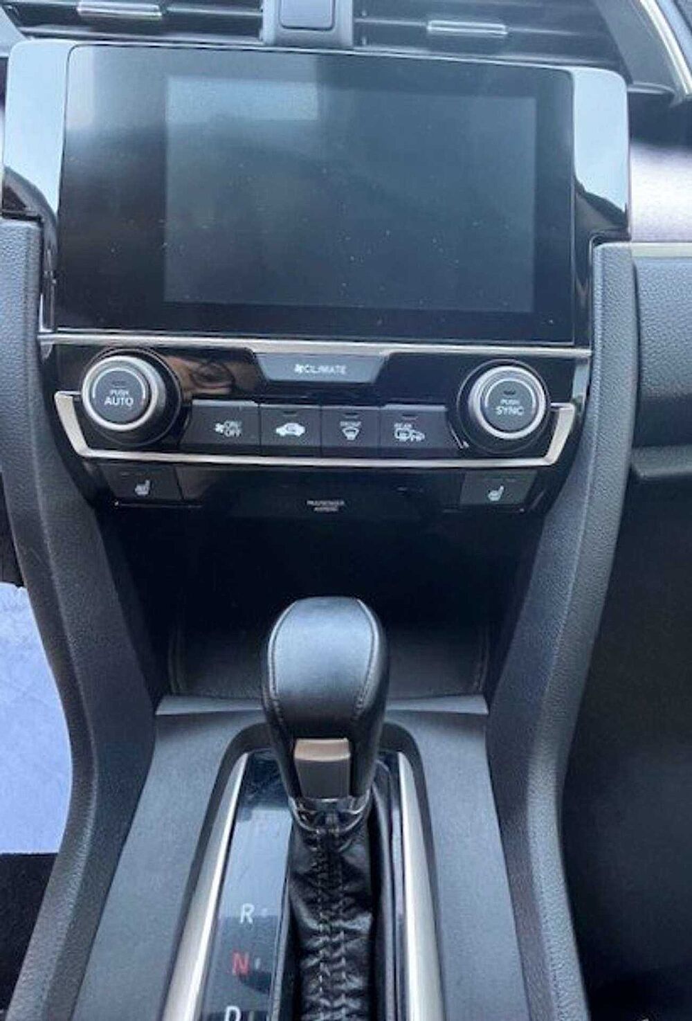 Honda Civic 1.5 Elegance Limousine