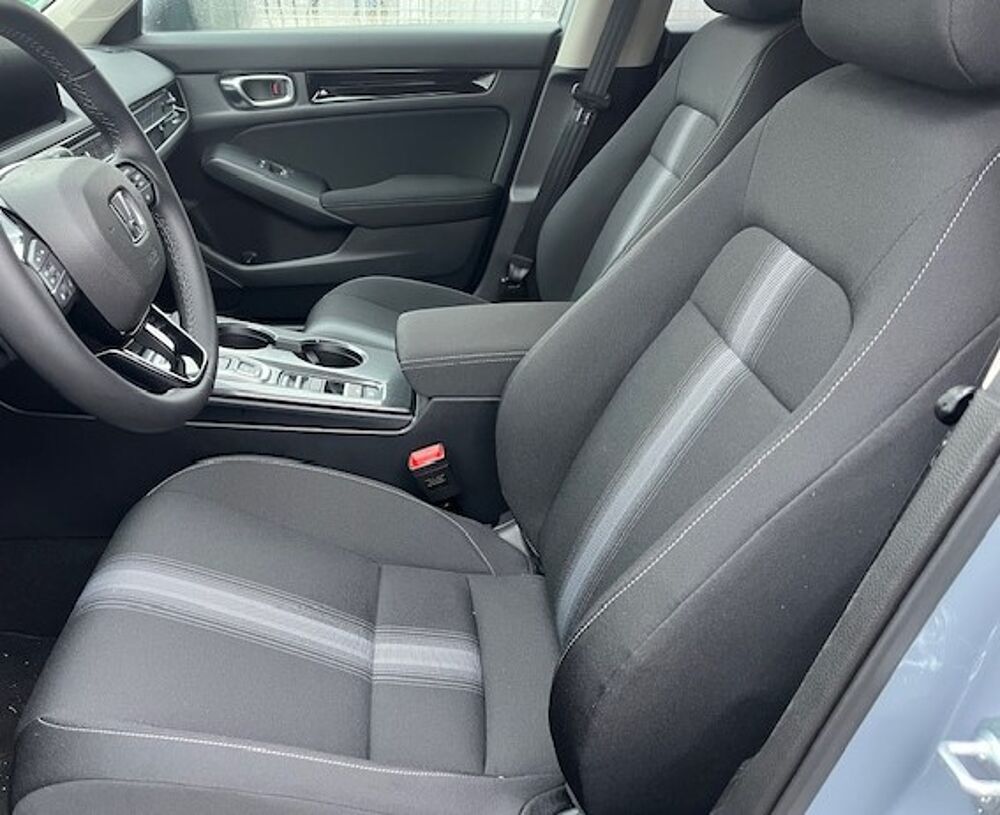 Honda Civic e: HEV Elegance