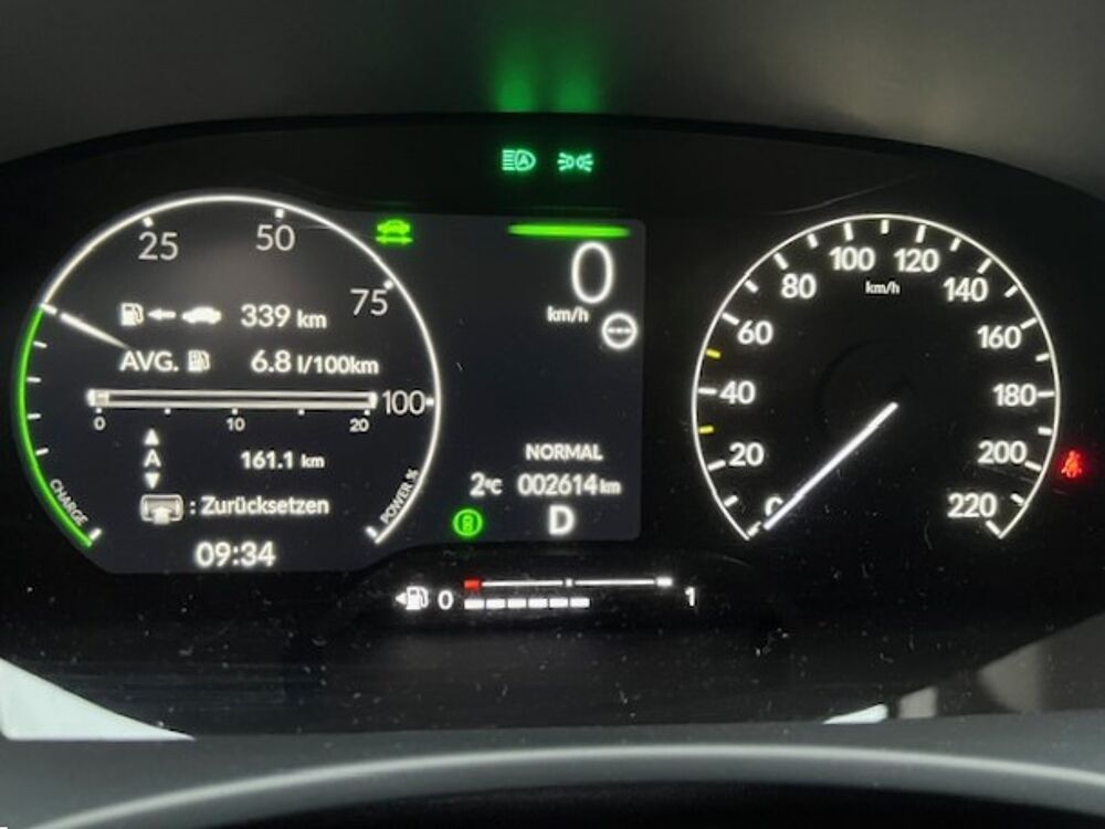 Honda Civic e: HEV Elegance