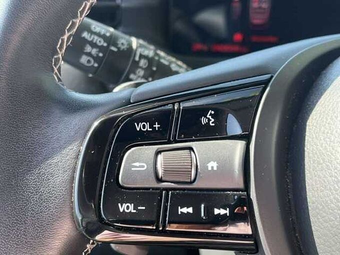 Honda e:Ny1 Basis