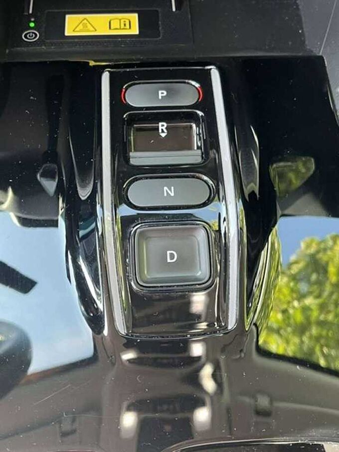 Honda e:Ny1 Basis