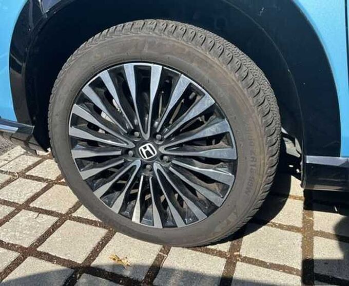 Honda e:Ny1 Basis
