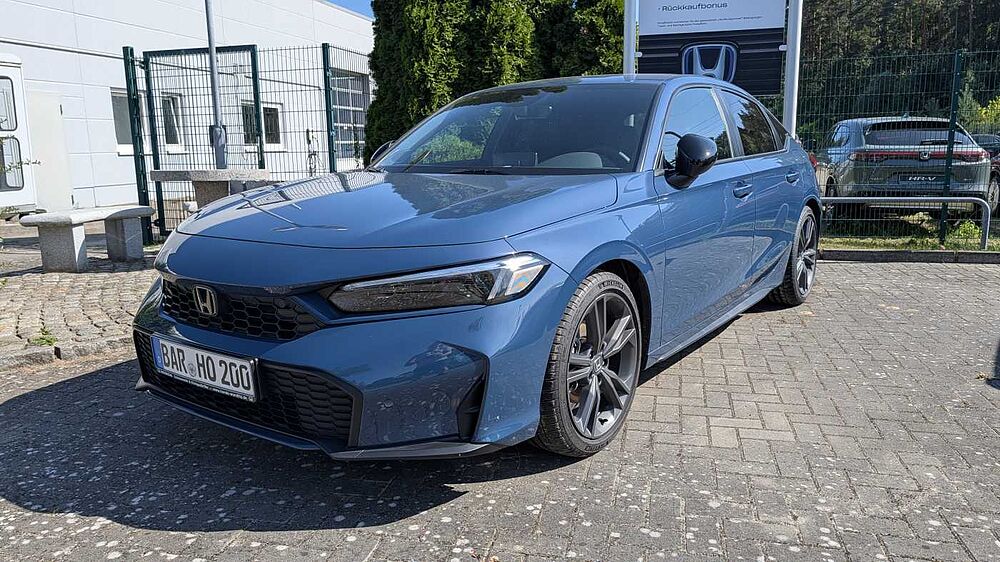 Honda Civic e: HEV 2.0 i-MMD Hybrid Sport
