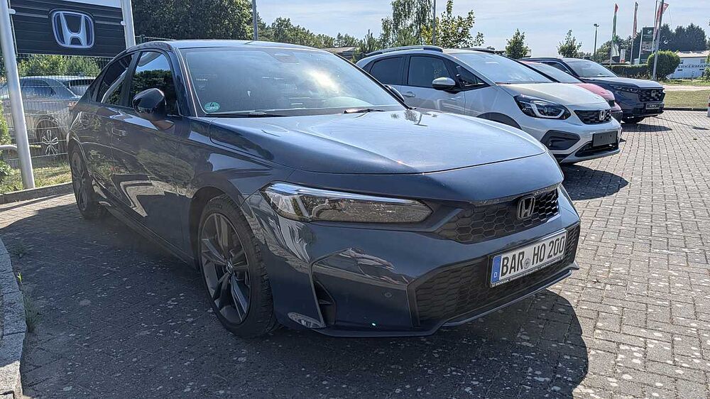 Honda Civic e: HEV 2.0 i-MMD Hybrid Sport