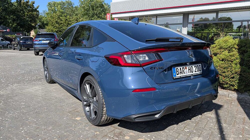 Honda Civic e: HEV 2.0 i-MMD Hybrid Sport