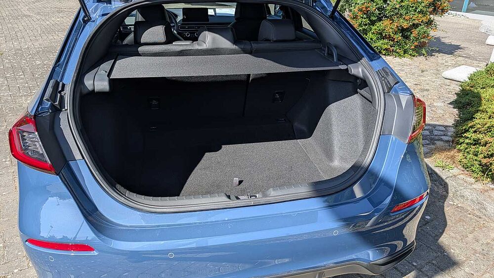 Honda Civic e: HEV 2.0 i-MMD Hybrid Sport