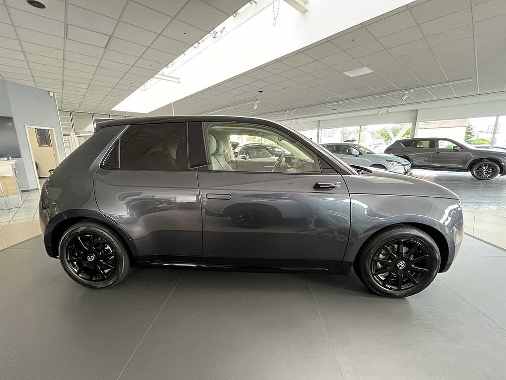 Honda e Honda e Advance (16') (zzgl. garantierte 4000€ Umweltprämie)