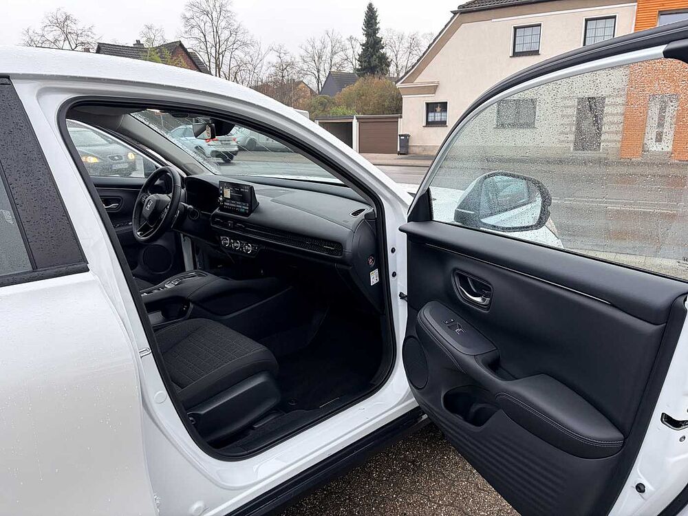 Honda ZR-V Hybrid e: HEV 2.0 i-MMD Elegance