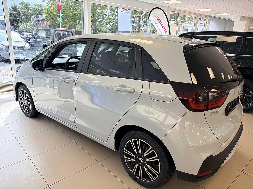 Honda Jazz Hybrid e: HEV 1.5 i-MMD Advance
