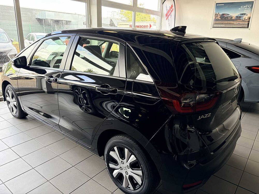 Honda Jazz Hybrid e: HEV 1.5 i-MMD Elegance