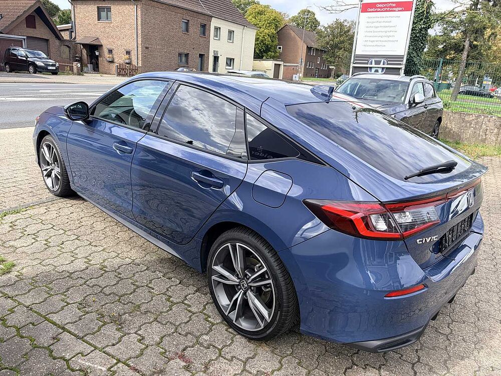 Honda Civic e: HEV 2.0 i-MMD Hybrid Advance