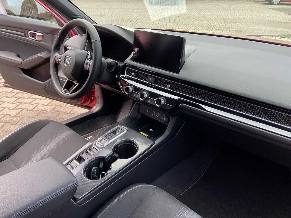 Honda Civic e: HEV 2.0 i-MMD Hybrid Sport Aktion