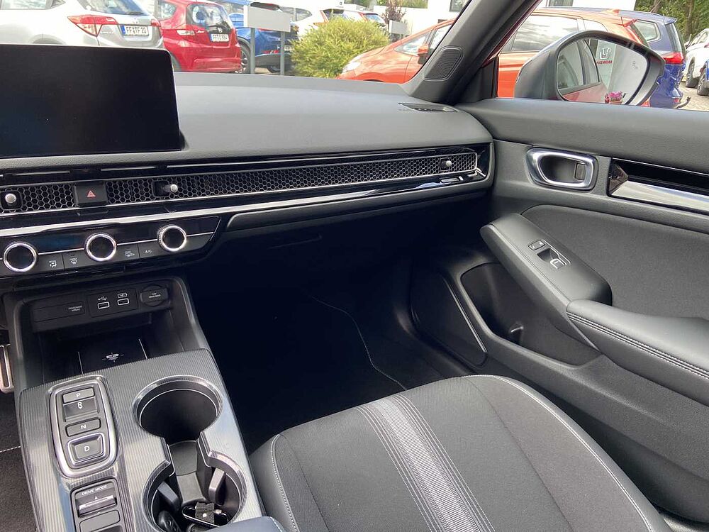 Honda Civic e: HEV 2.0 i-MMD Hybrid Sport Aktion