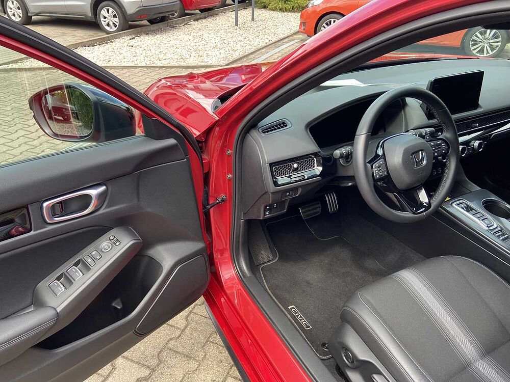 Honda Civic e: HEV 2.0 i-MMD Hybrid Sport Aktion
