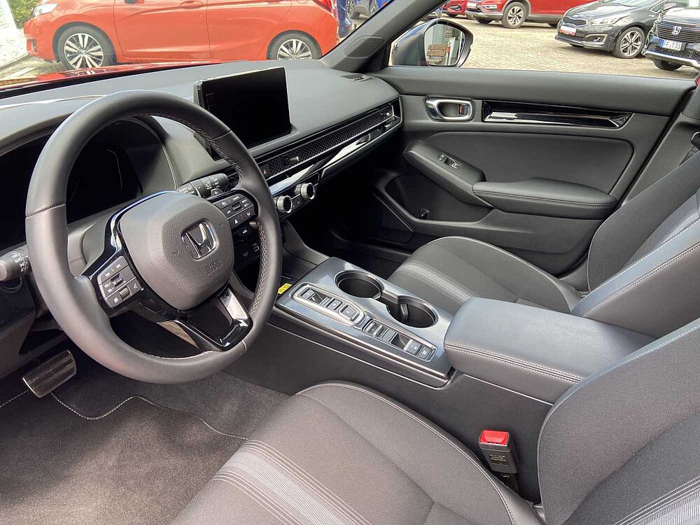 Honda Civic e: HEV 2.0 i-MMD Hybrid Sport Aktion