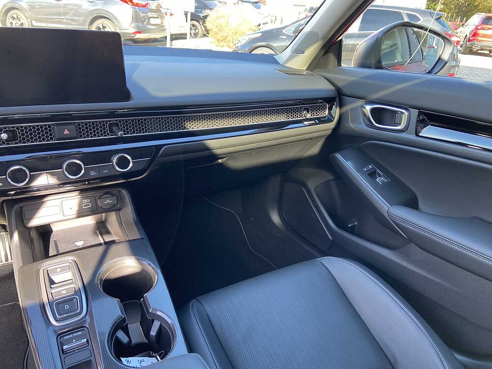 Honda Civic e: HEV 2.0 i-MMD Hybrid Advance