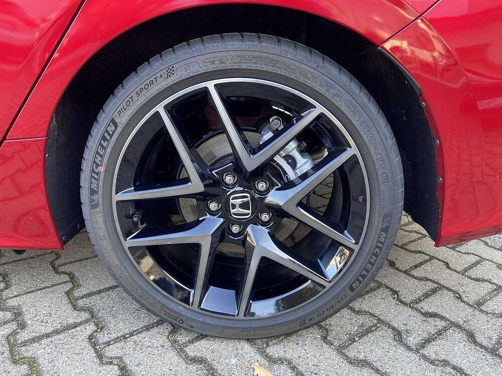 Honda Civic e: HEV 2.0 i-MMD Hybrid Advance