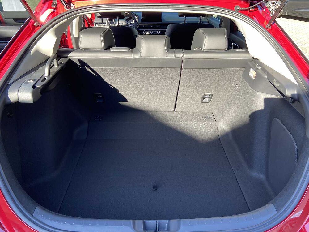 Honda Civic e: HEV 2.0 i-MMD Hybrid Advance