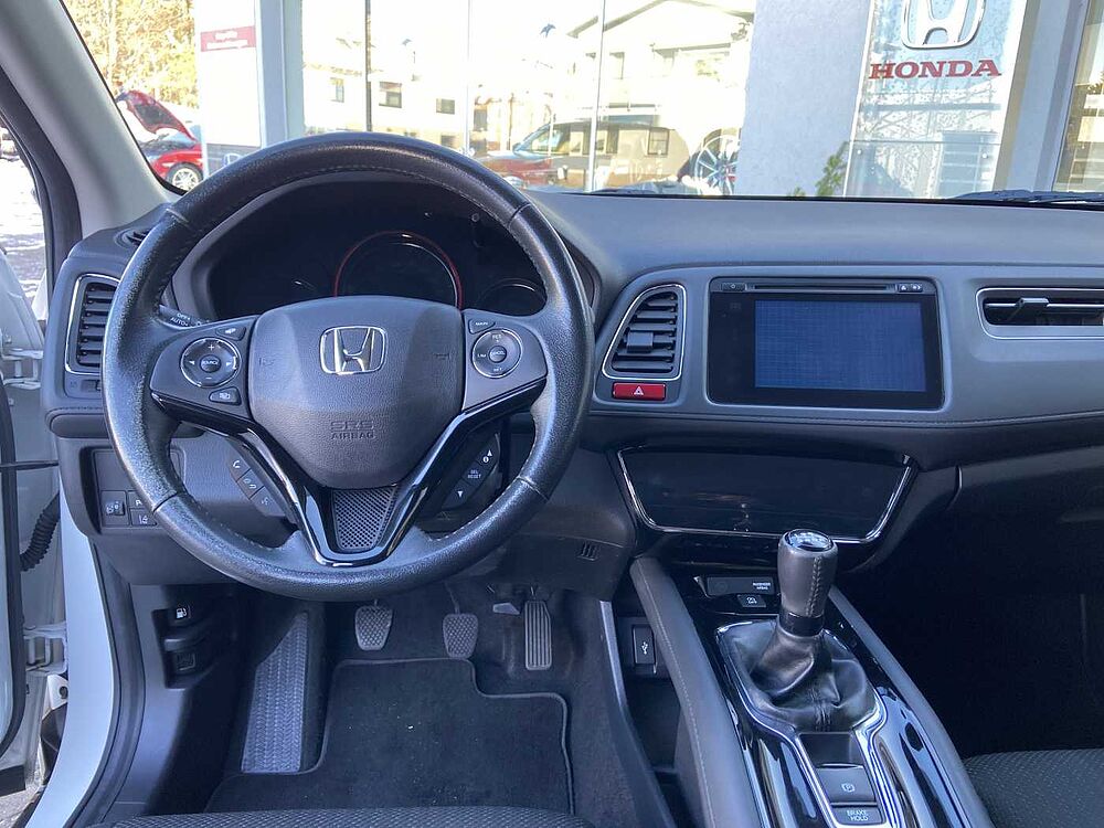 Honda HR-V 1.5 i-VTEC Elegance / Allwetterreifen