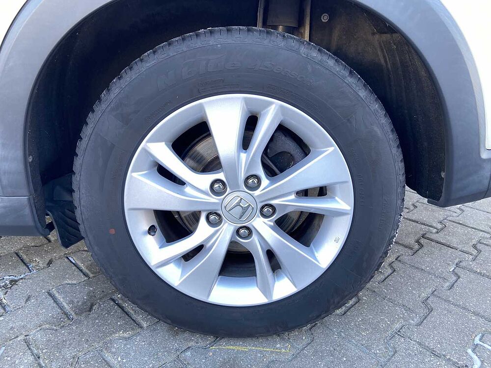 Honda HR-V 1.5 i-VTEC Elegance / Allwetterreifen