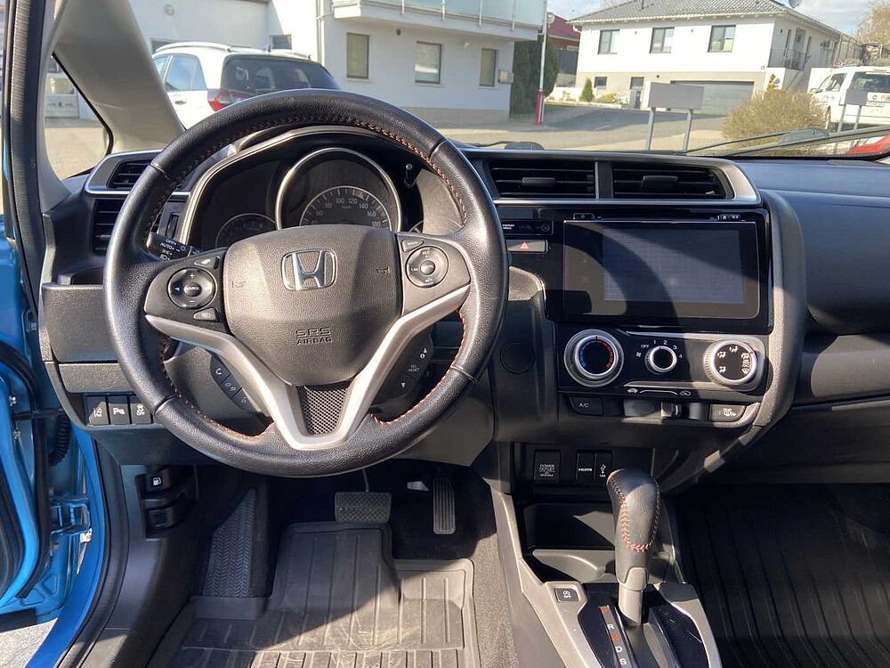 Honda Jazz 1.5 Dynamic Automatik Navigation