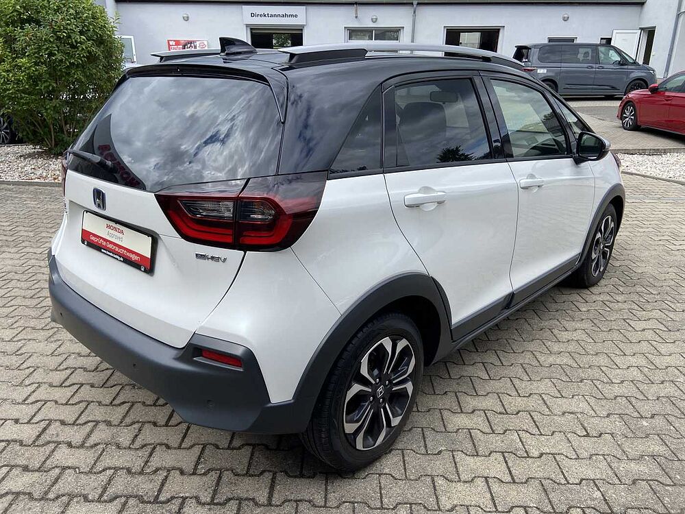 Honda Jazz 1.5 i-MMD Crosstar Executive / Winterräder
