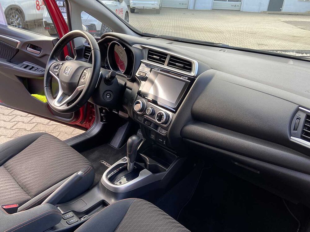 Honda Jazz 1.5 Dynamic Automatik Navigation