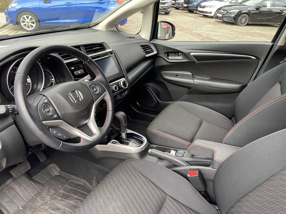 Honda Jazz 1.5 Dynamic Automatik Navigation