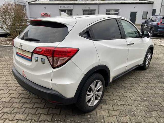 Honda HR-V 1.5 i-VTEC Elegance / Allwetterreifen