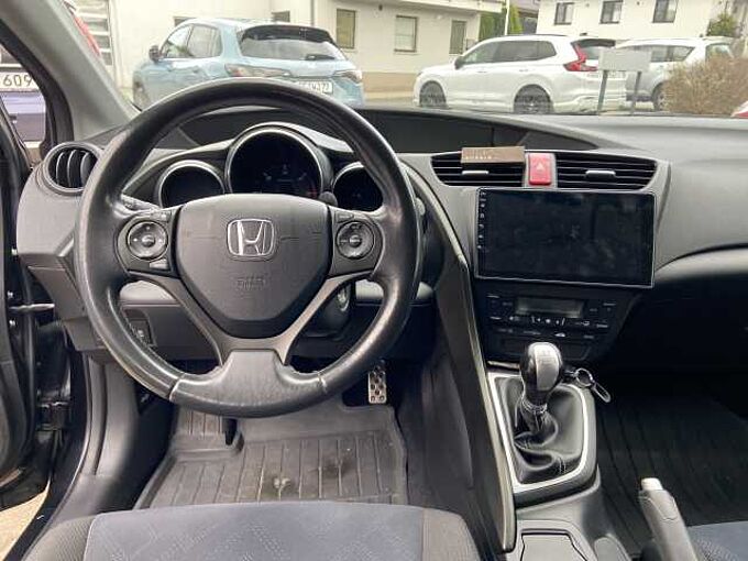 Honda Civic 2.2 i-DTEC Sport inkl. Winterräder / AHK