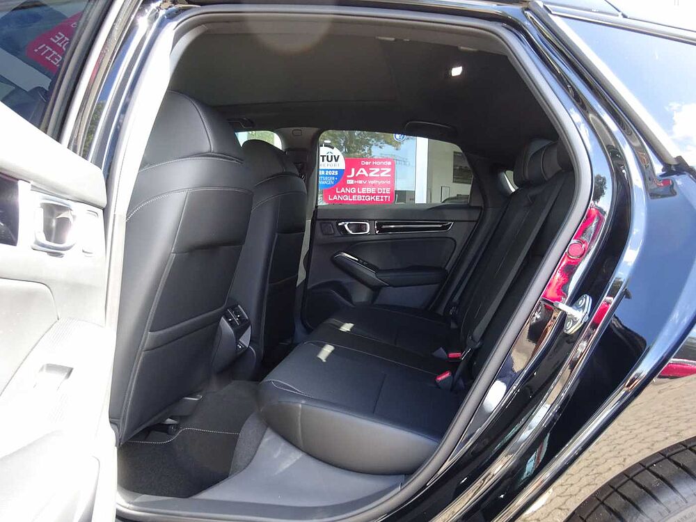 Honda Civic e: HEV 2.0 i-MMD Hybrid Advance *Adaptives Fernlicht