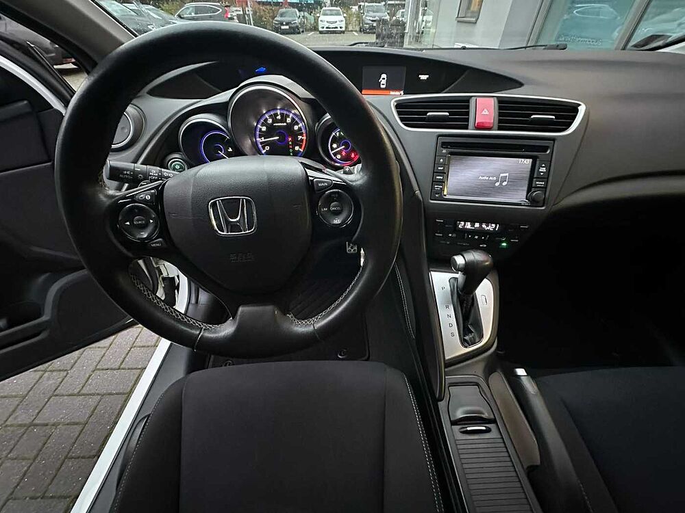 Honda Civic 1.8 i-VTEC Automatik Sport