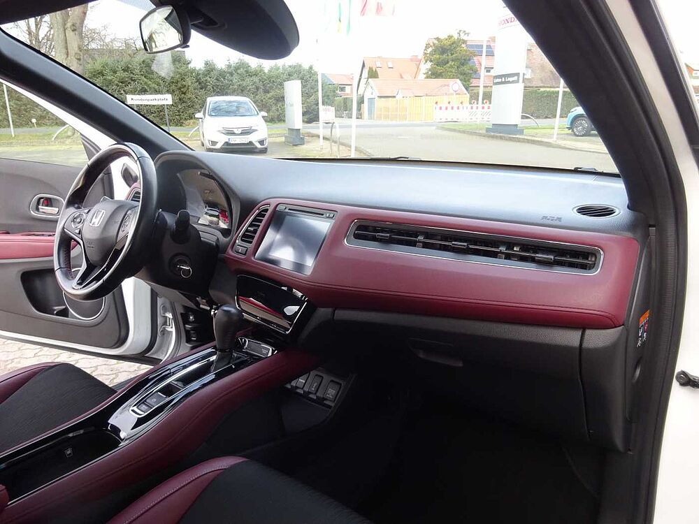 Honda HR-V 1.5 i-VTEC TURBO CVT Sport*Winterräder, Navi