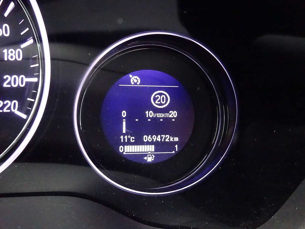 Honda HR-V 1.5 i-VTEC TURBO CVT Sport*Winterräder, Navi