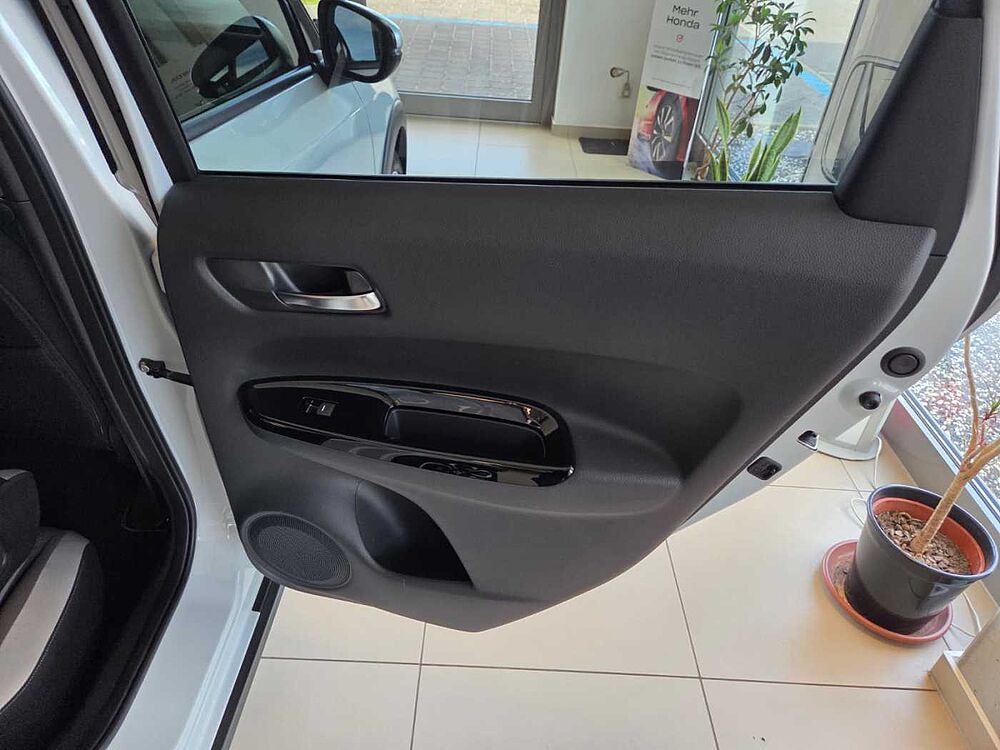 Honda Jazz Hybrid e: HEV 1.5 i-MMD Crosstar Executive