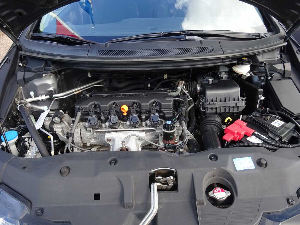 Honda Civic 1.8 i-VTEC Automatik Sport *Rückfahrkamera