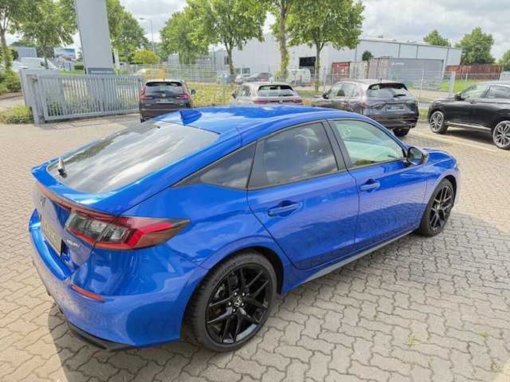 Honda Civic e: HEV 2.0 i-MMD Hybrid Sport