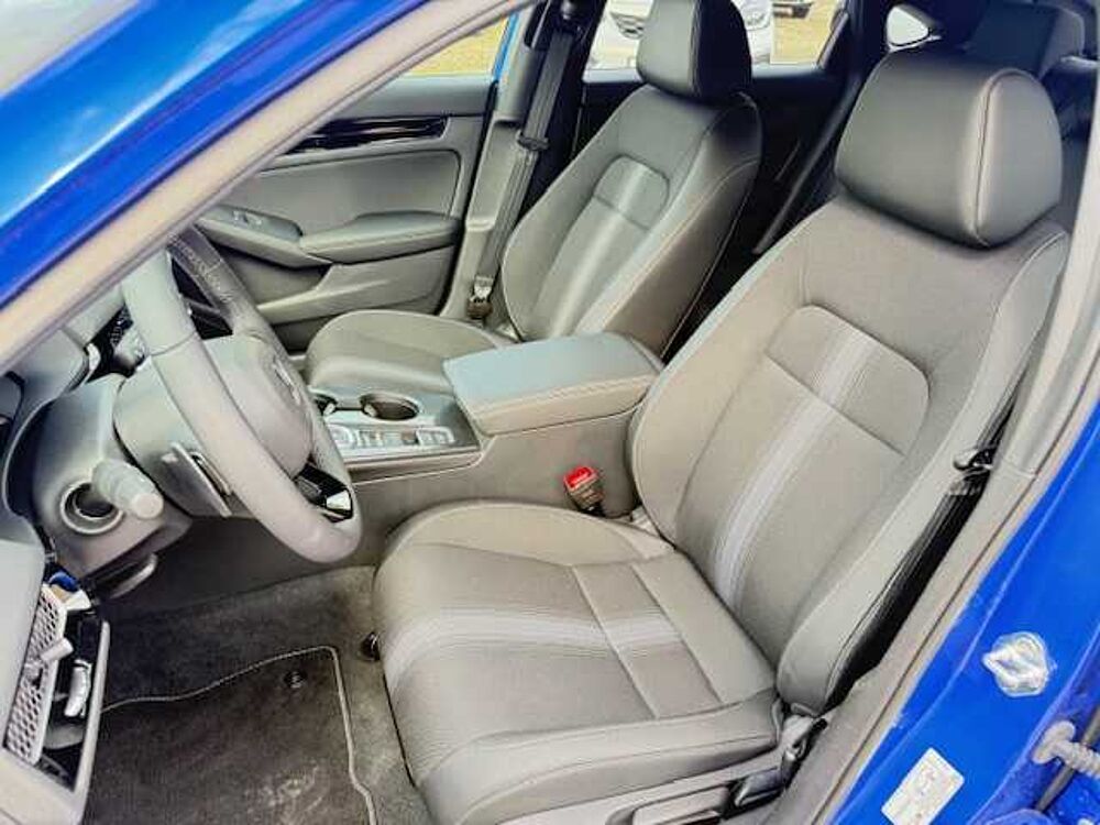 Honda Civic e: HEV 2.0 i-MMD Hybrid Sport