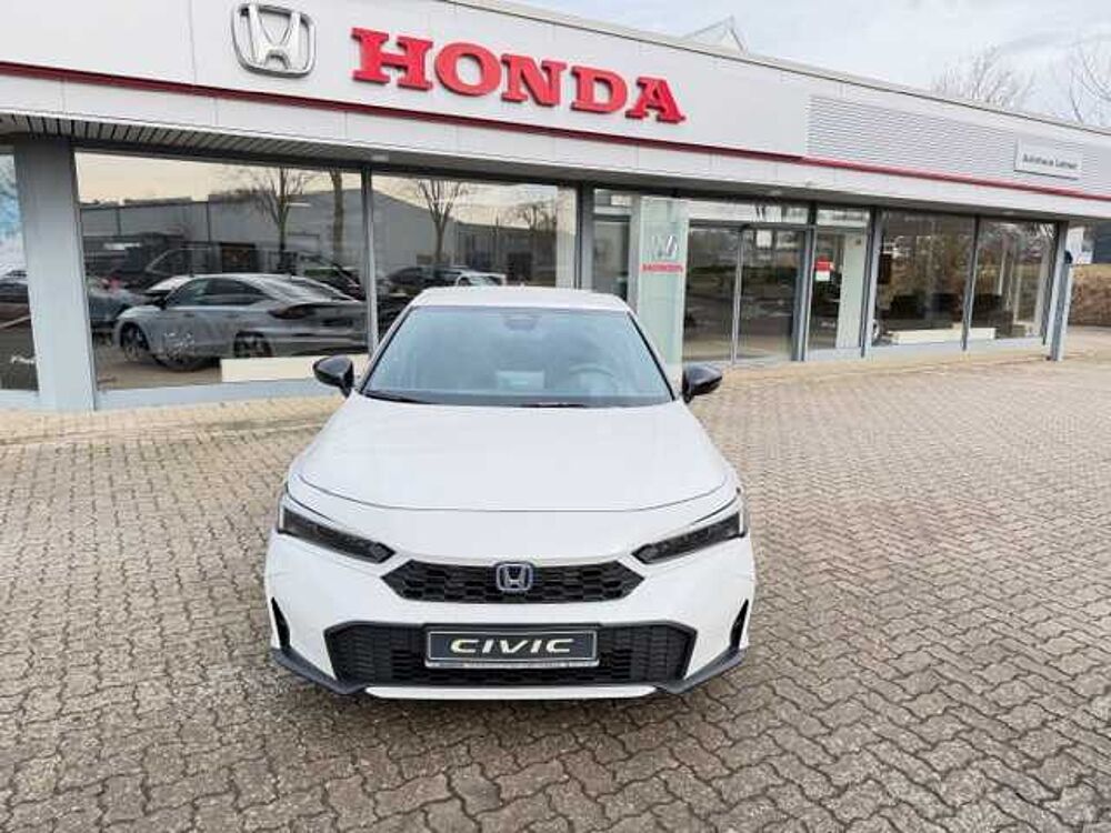 Honda Civic e: HEV 2.0 i-MMD Hybrid Sport