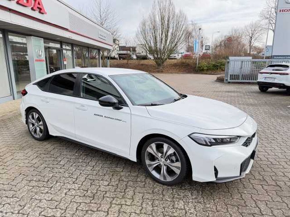 Honda Civic e: HEV 2.0 i-MMD Hybrid Sport